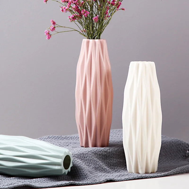 1pc Nordic Plastic Vase Simple Small Fresh Flower Pot Storage Bottle for Flowers Living Room Modern Home Decorations Ornaments
