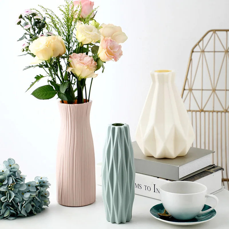 1pc Nordic Plastic Vase Simple Small Fresh Flower Pot Storage Bottle for Flowers Living Room Modern Home Decorations Ornaments