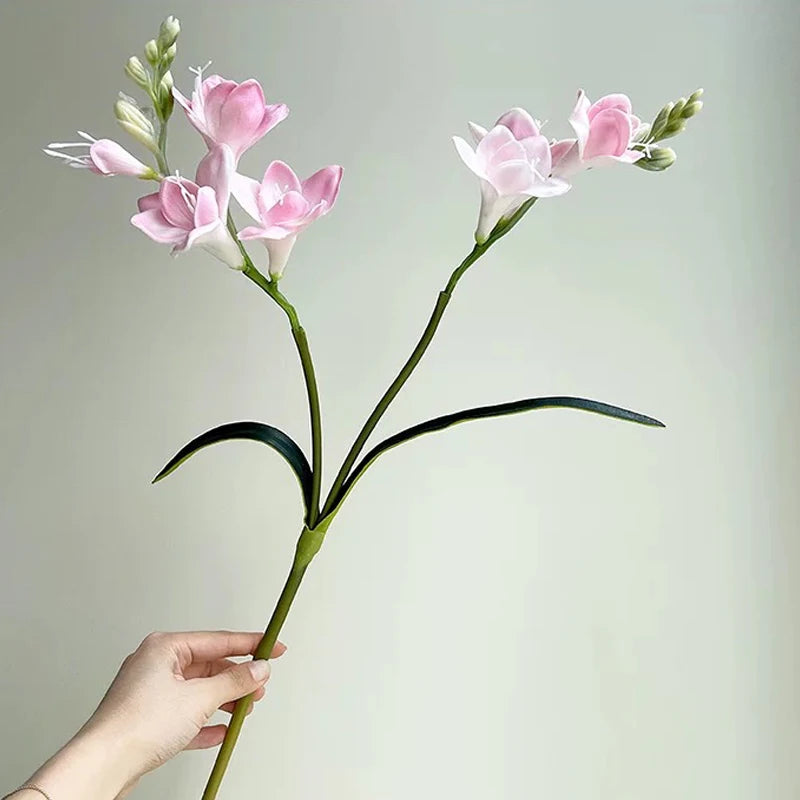 Artificial Freesia Flowers High Quality Artificial Flowers White Wedding Decoration Flower Arrangement Fresh Spring